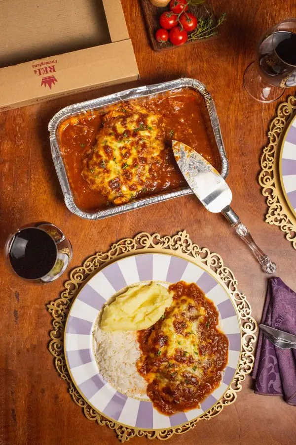 Embalagem especial do Rei do Parmegiana, projetada para manter o sabor até sua mesa