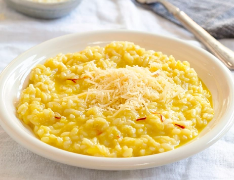Risoto Milanese com açafrão e queijo parmesão — delivery Rei do Parmegiana São Paulo